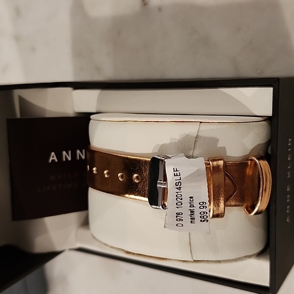 Watch - Picture 3 of 4